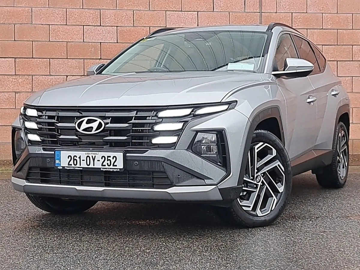 Hyundai Tucson Executive PHEV Automatic - Image 2