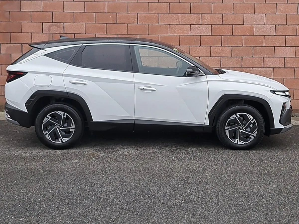 Hyundai Tucson Comfort Plus PHEV Automatic - Image 4
