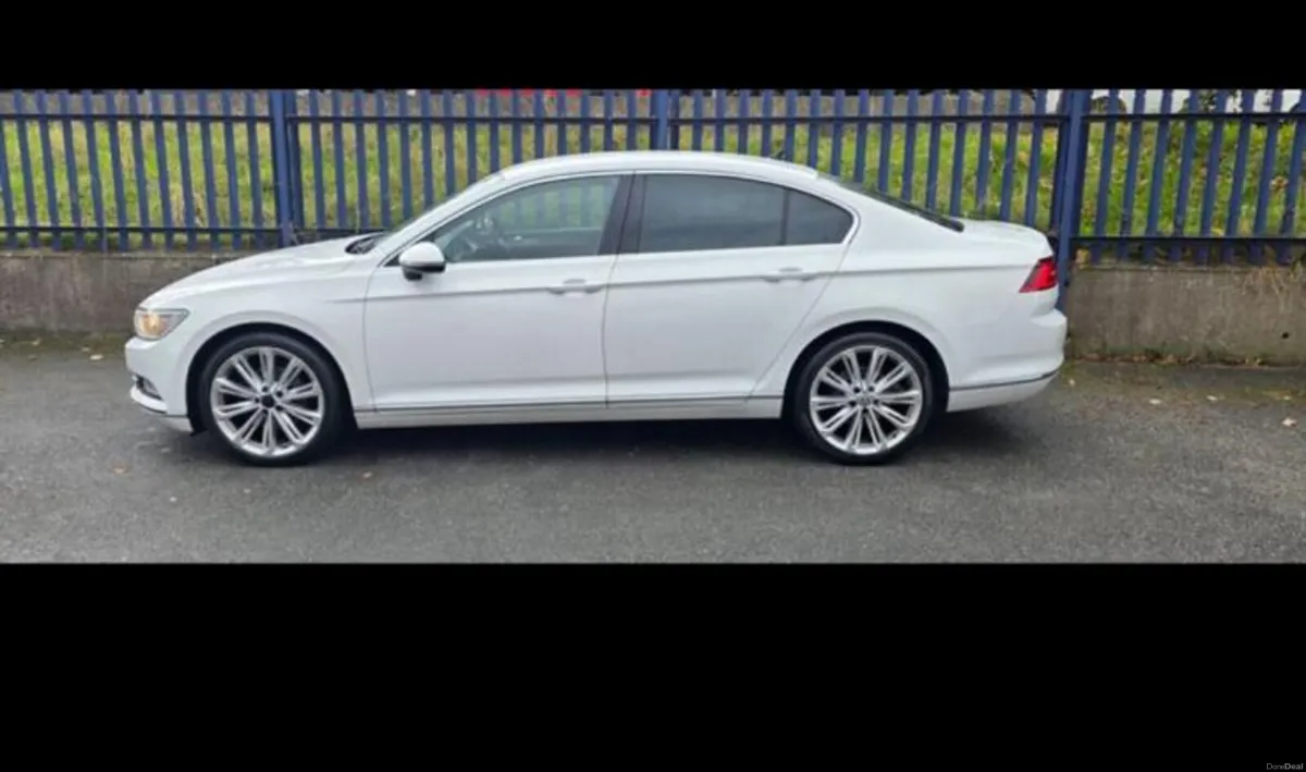 Car - Image 4