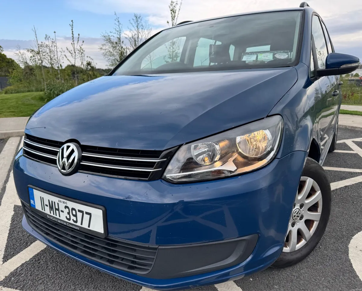 VW TOURAN  (  7 seater ) - Image 2