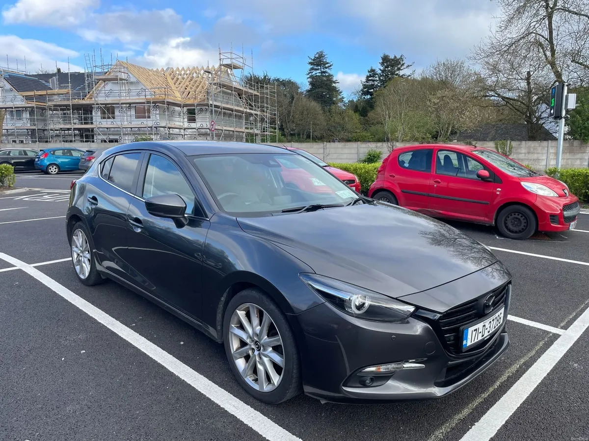 Mazda3 2017 auto TOP SPEC CARPLAY - Image 3