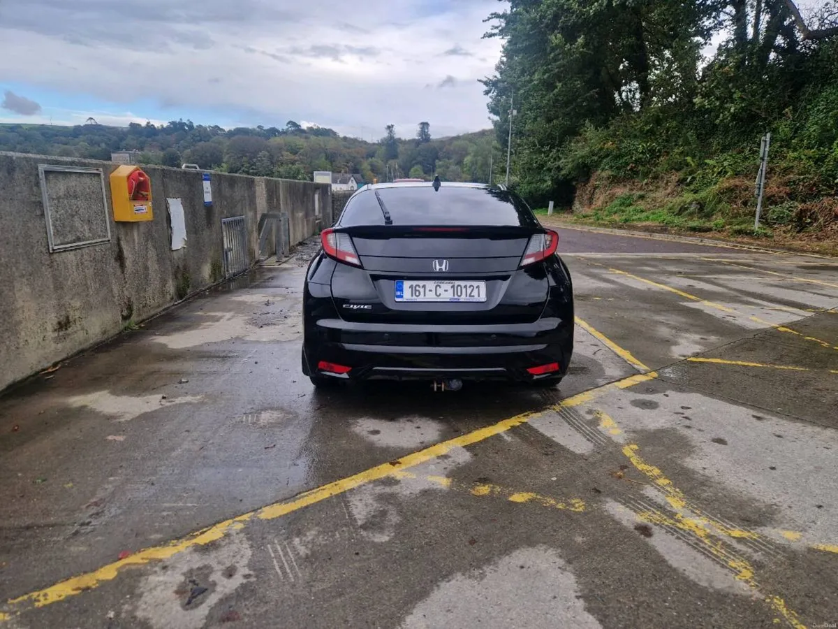 Honda Civic 2016 - Image 5