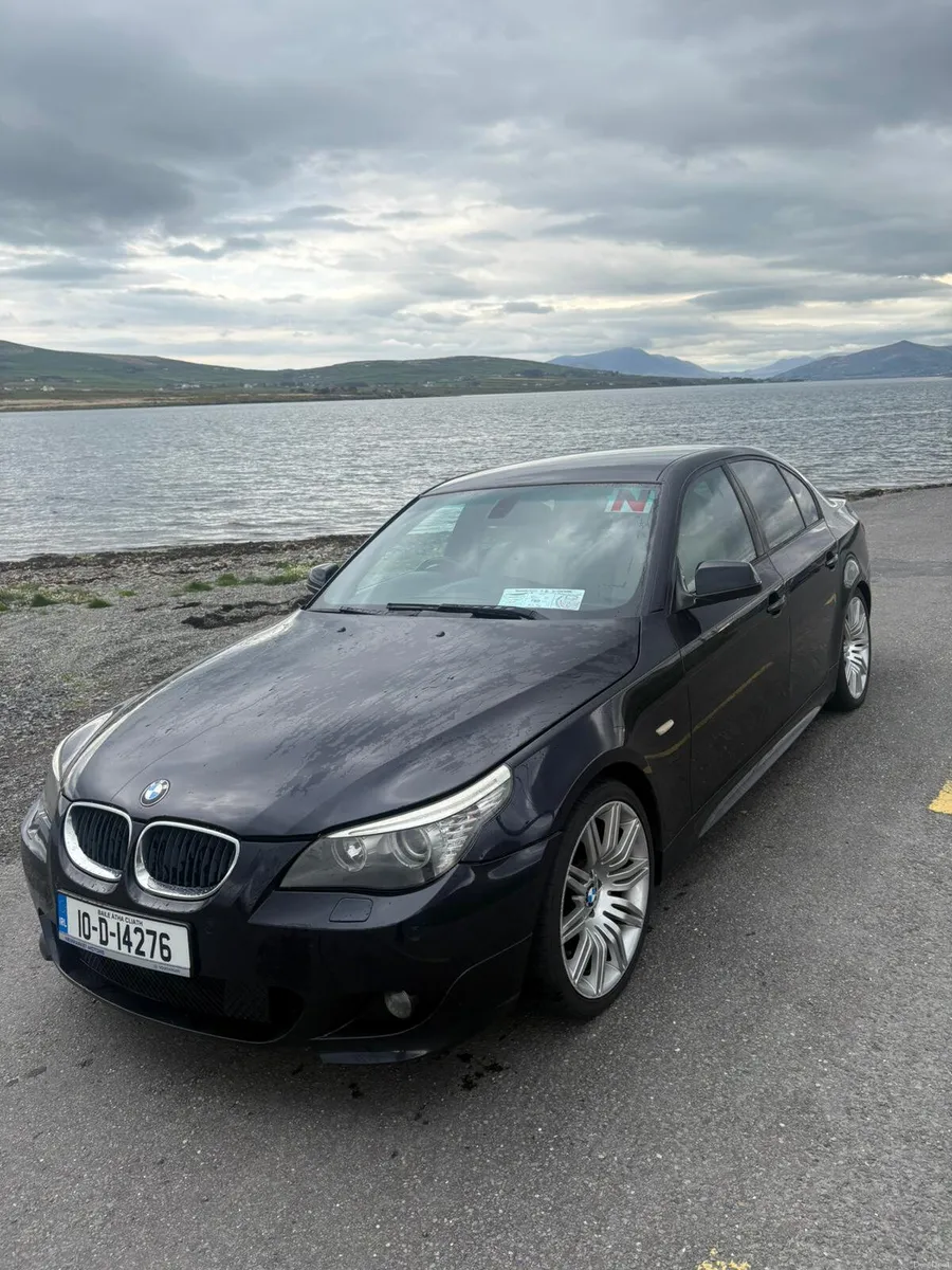 BMW 5-Series 2010 - Image 5