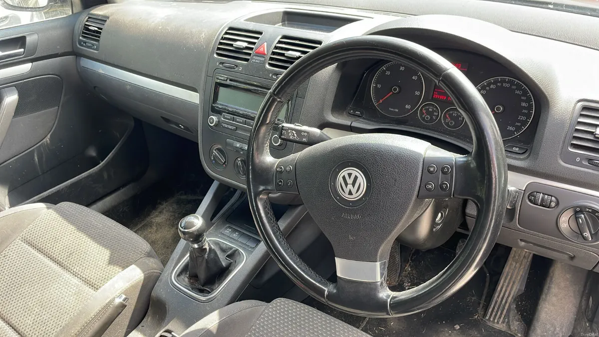 Volkswagen Jetta 2009 tdi new nct.  Taxed €1333 - Image 4