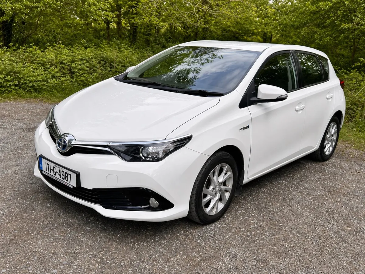 Toyota Auris - Image 2