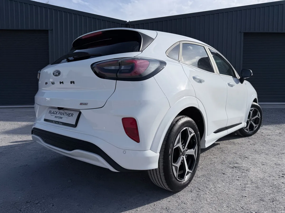 Ford Puma 251’ 1.0 MHEV ST Line VERY LOW MILEAGE - Image 4