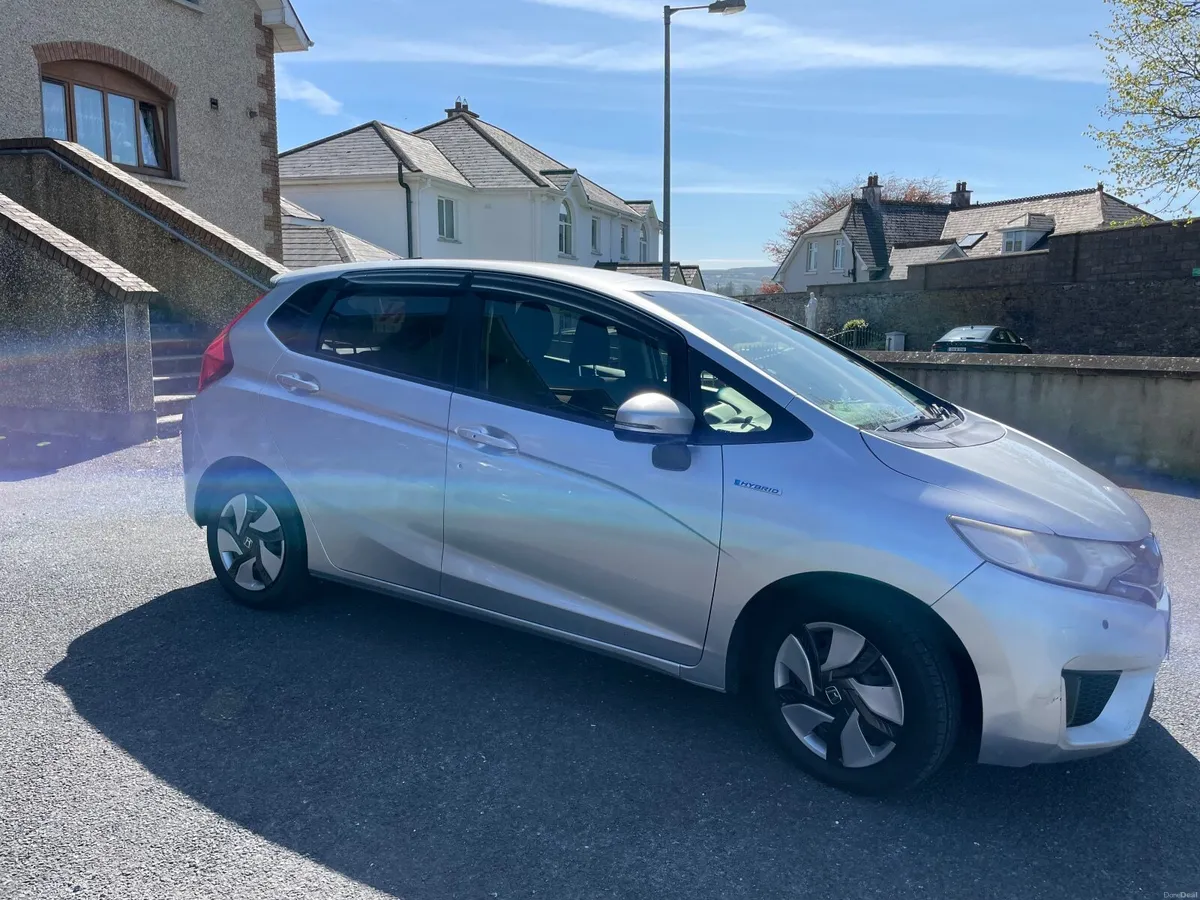 Honda Fit 2015 Automatic - Image 3