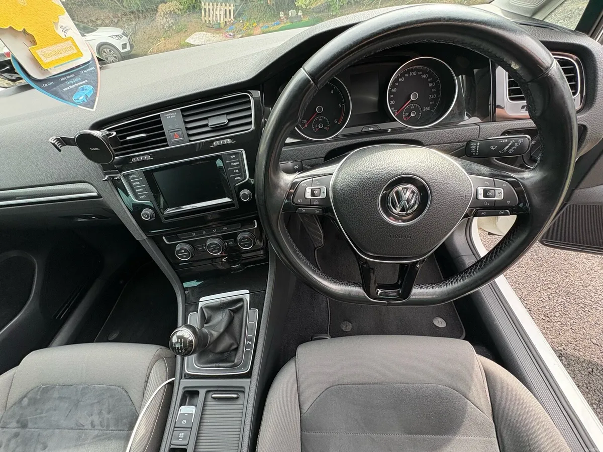 VW Golf 2.0L Bluemotion - Image 4