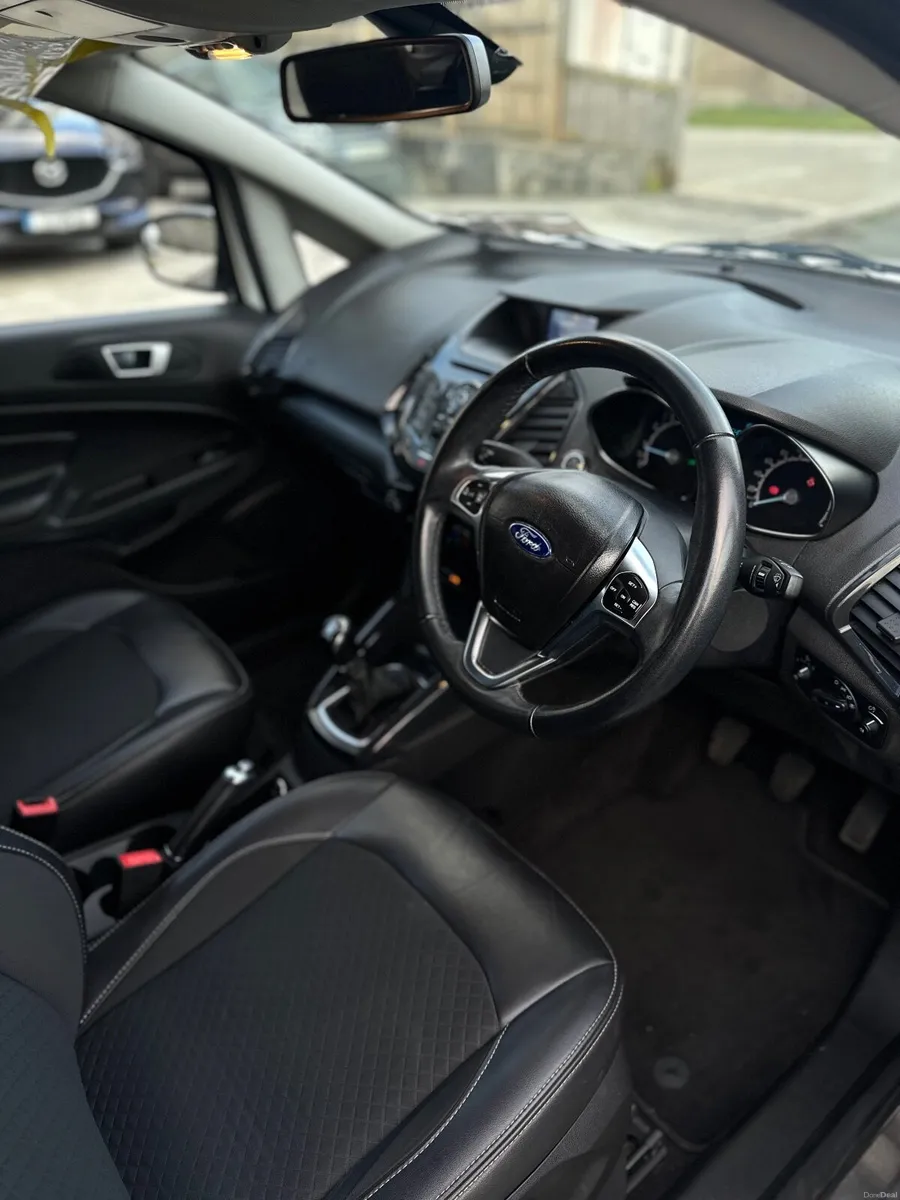 Ford EcoSport 2017 - Image 6