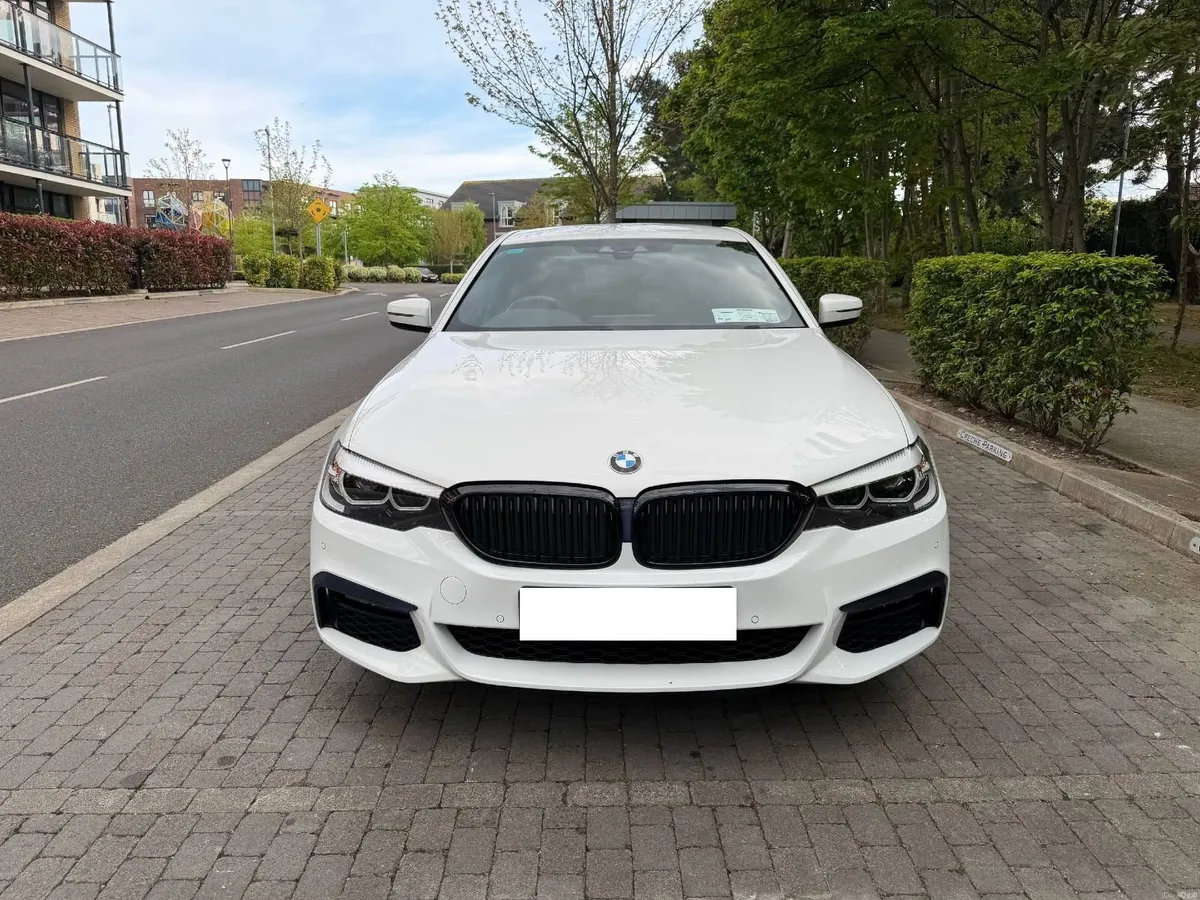 BMW 5-Series 2018 - Image 1