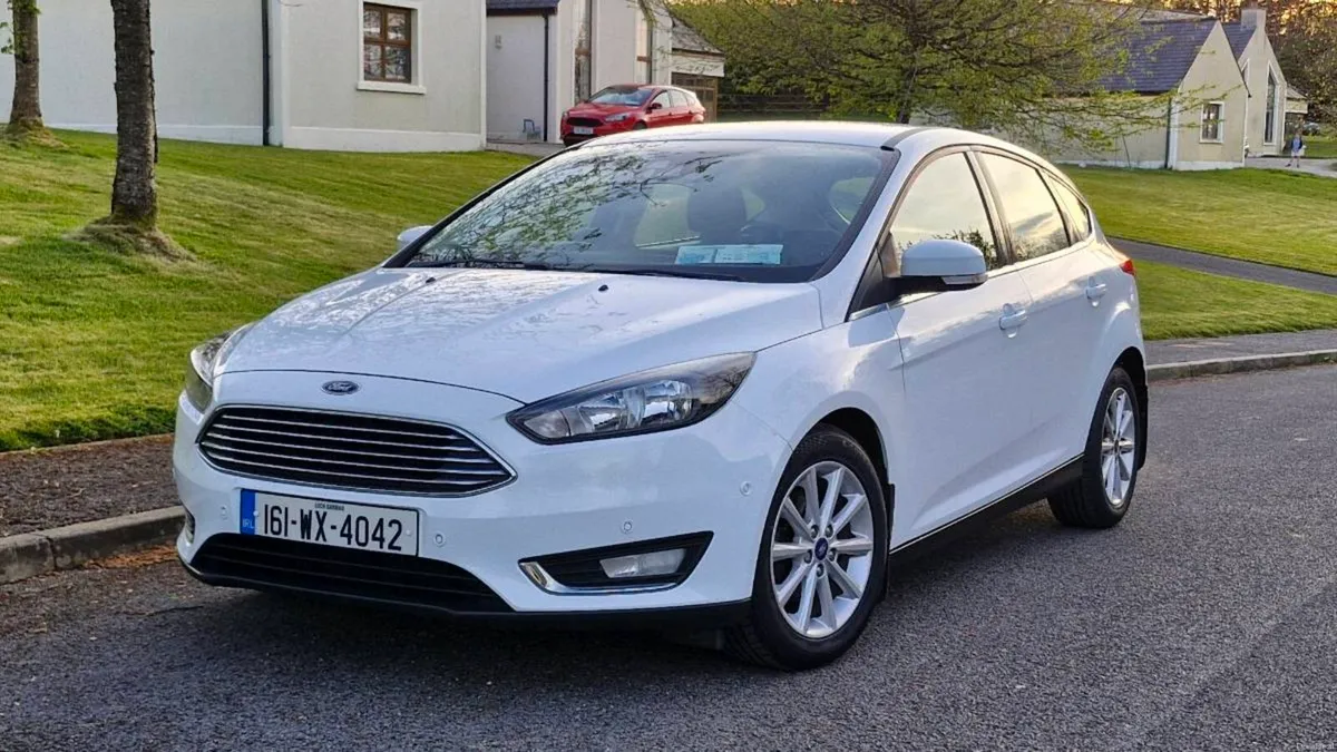2016 ford focus 1,0 ecoboost titanium 125ps - Image 1