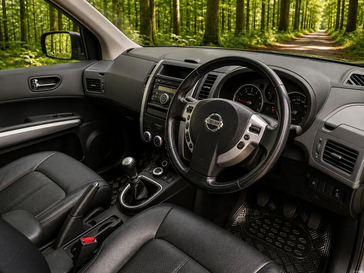 Nissan X-Trail 2008 SVE 4X4 Diesel 1 Owner - Image 3