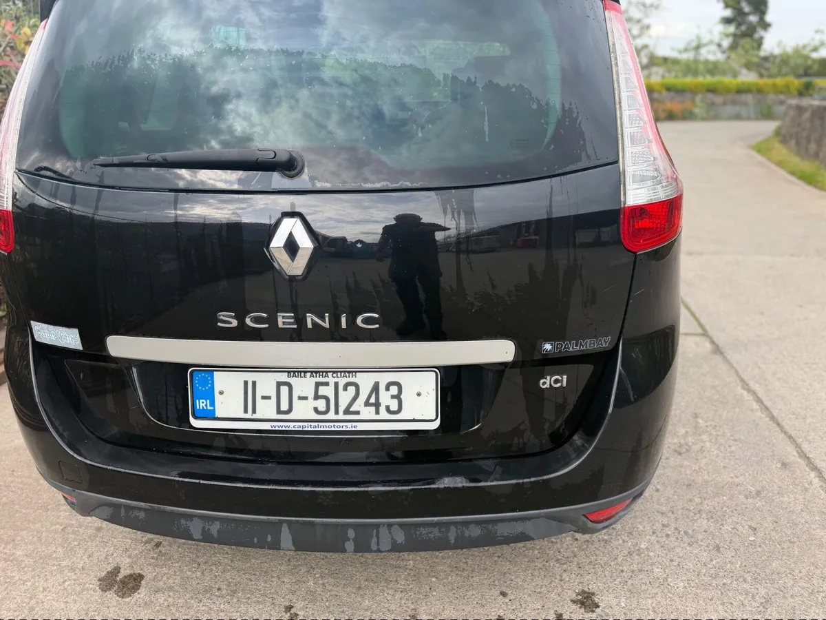 Renault Grand Scenic 2011/Manual 1.5 Diesel - Image 4