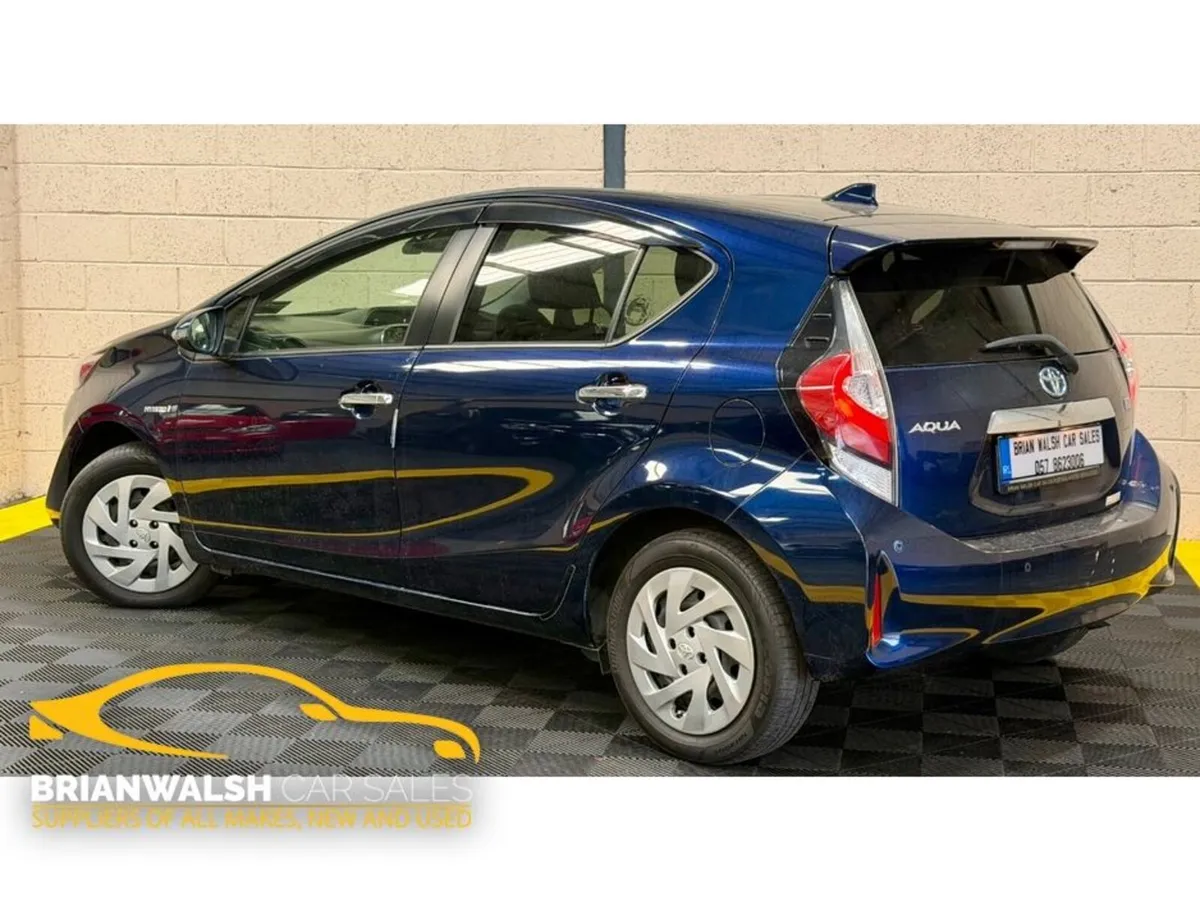 Toyota Aqua 1.5 DAA NHP10 5DR AUTO - Image 2