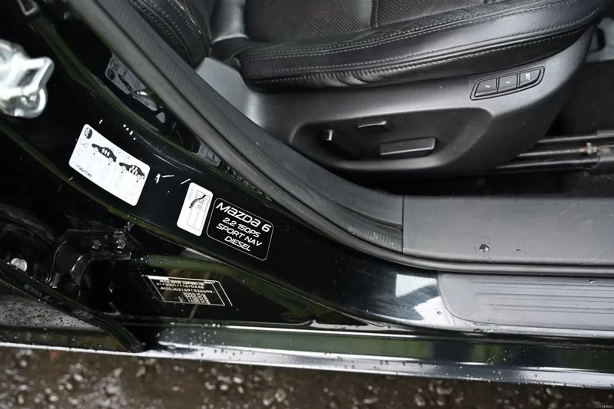 2015 Mazda Mazda6 sport Nav - Image 4