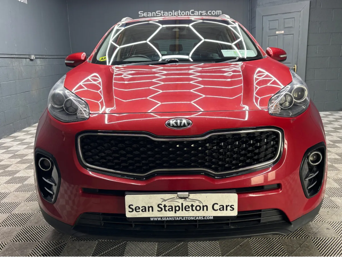 Kia Sportage 1.7 PLATINUM 5DR - Image 2