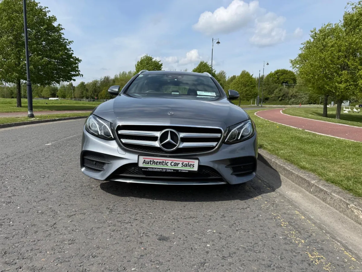 Mercedes-Benz E-Class E220 D AMG LINE 5DR AUTO CDI - Image 4