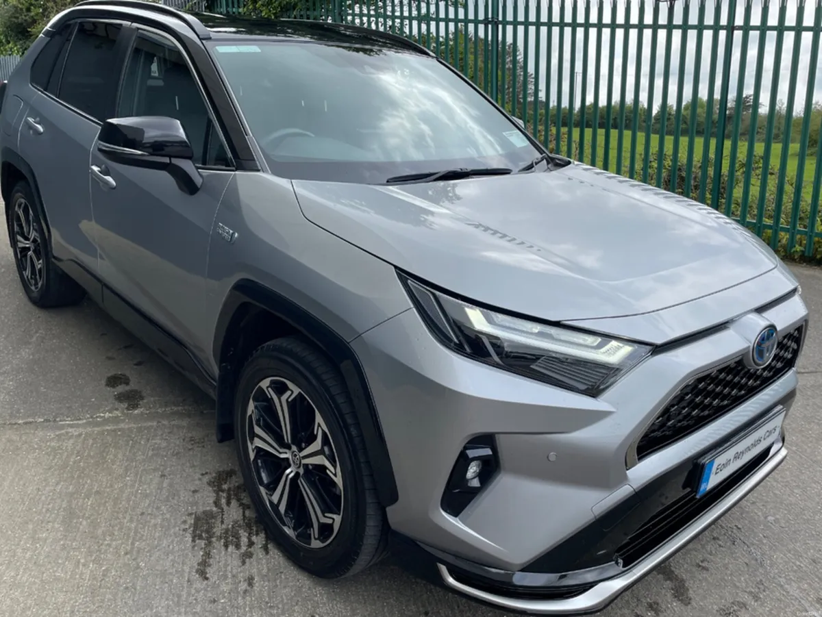 Toyota RAV4 RAV4 PLUG-IN HYBRID SPORT 4DR AUTO - Image 2