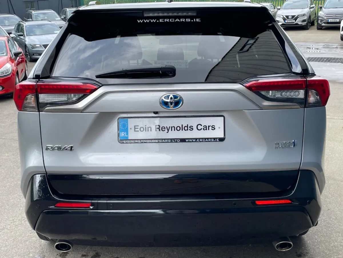 Toyota RAV4 RAV4 PLUG-IN HYBRID SPORT 5DR AUTO - Image 5