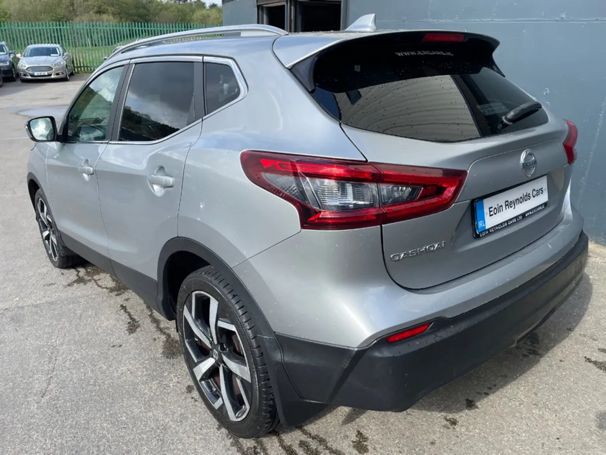 Nissan Qashqai SV Diesel High spec Low Kms! - Image 4