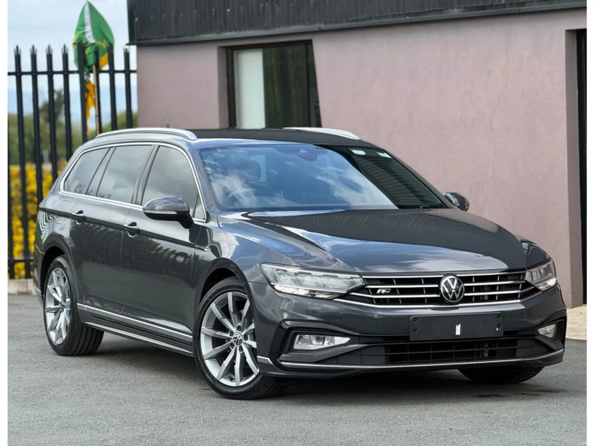 Volkswagen Passat 2.0 TDI R-LINE AUTO - Image 1