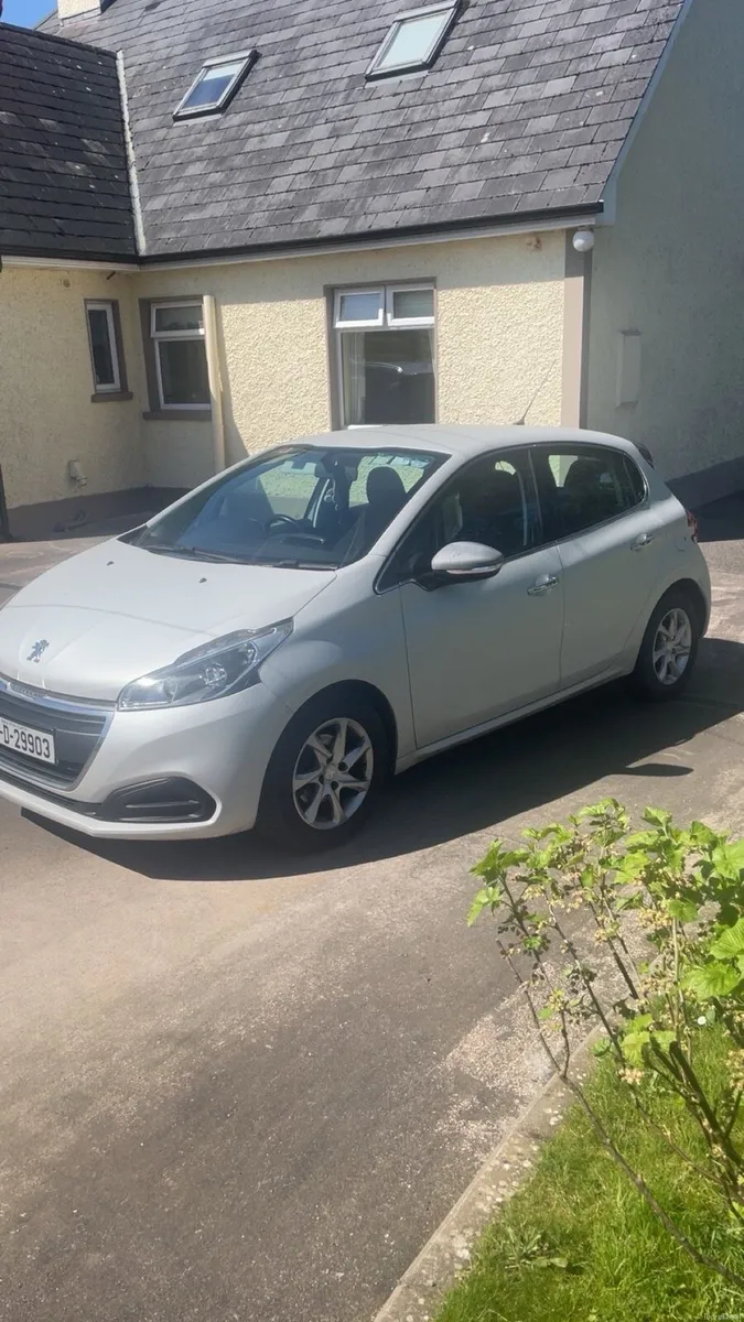 Peugeot 208 Diesel - Image 2