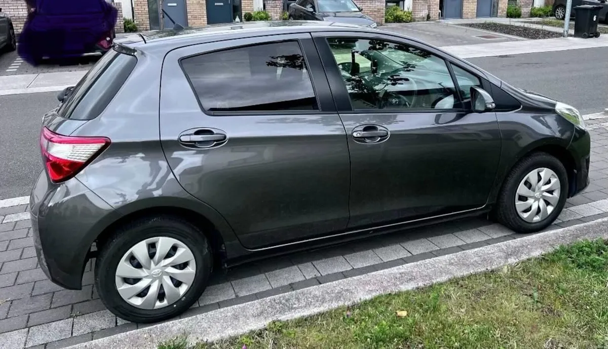 Toyota Vitz 2018 - Image 2