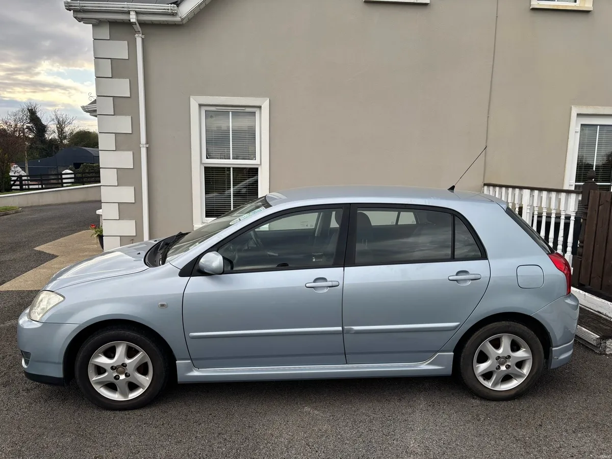 Toyota Corolla 1.4 Vvti Hatch - Image 3