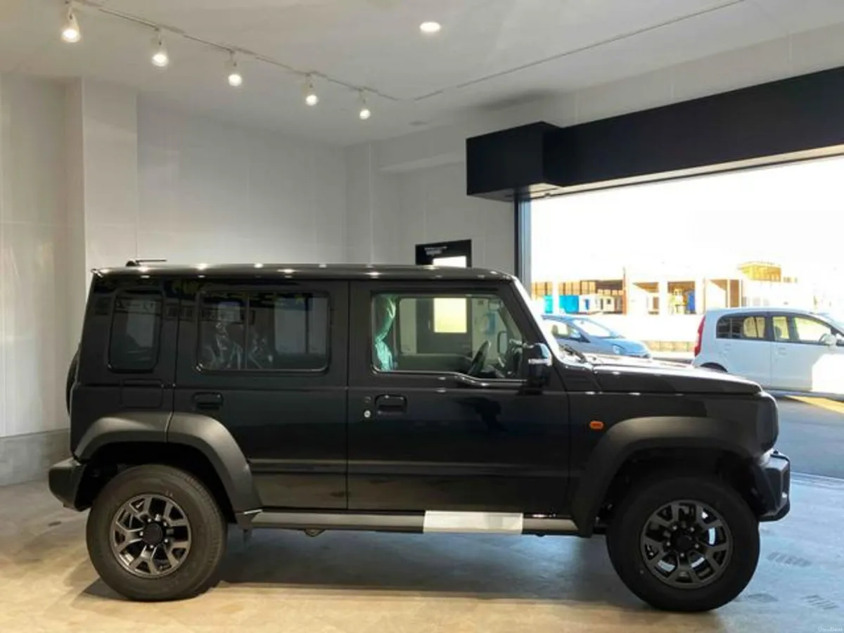 2025 Suzuki Jimny Nomade Top Spec Automatic - Image 4