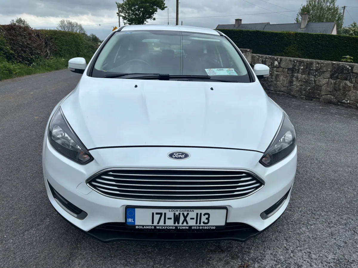 Ford Focus 2017 titanium - Image 2