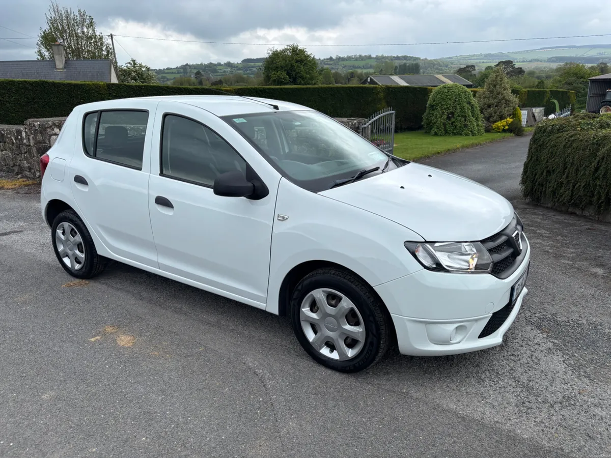 Dacia Sandero 2015 1.2 - Image 1