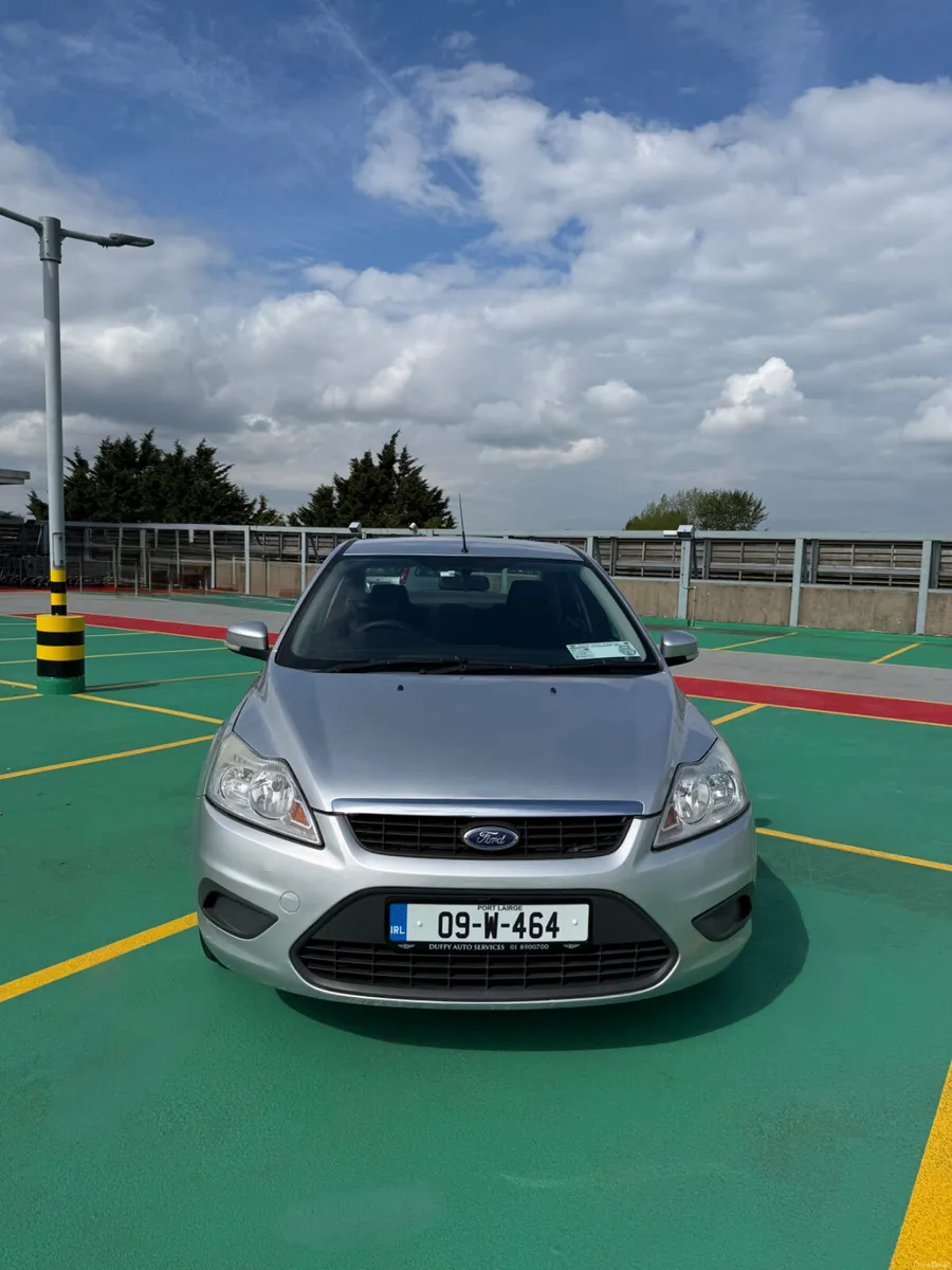 09 Ford Focus 1.4 Petrol - STYLE MODEL - Image 2