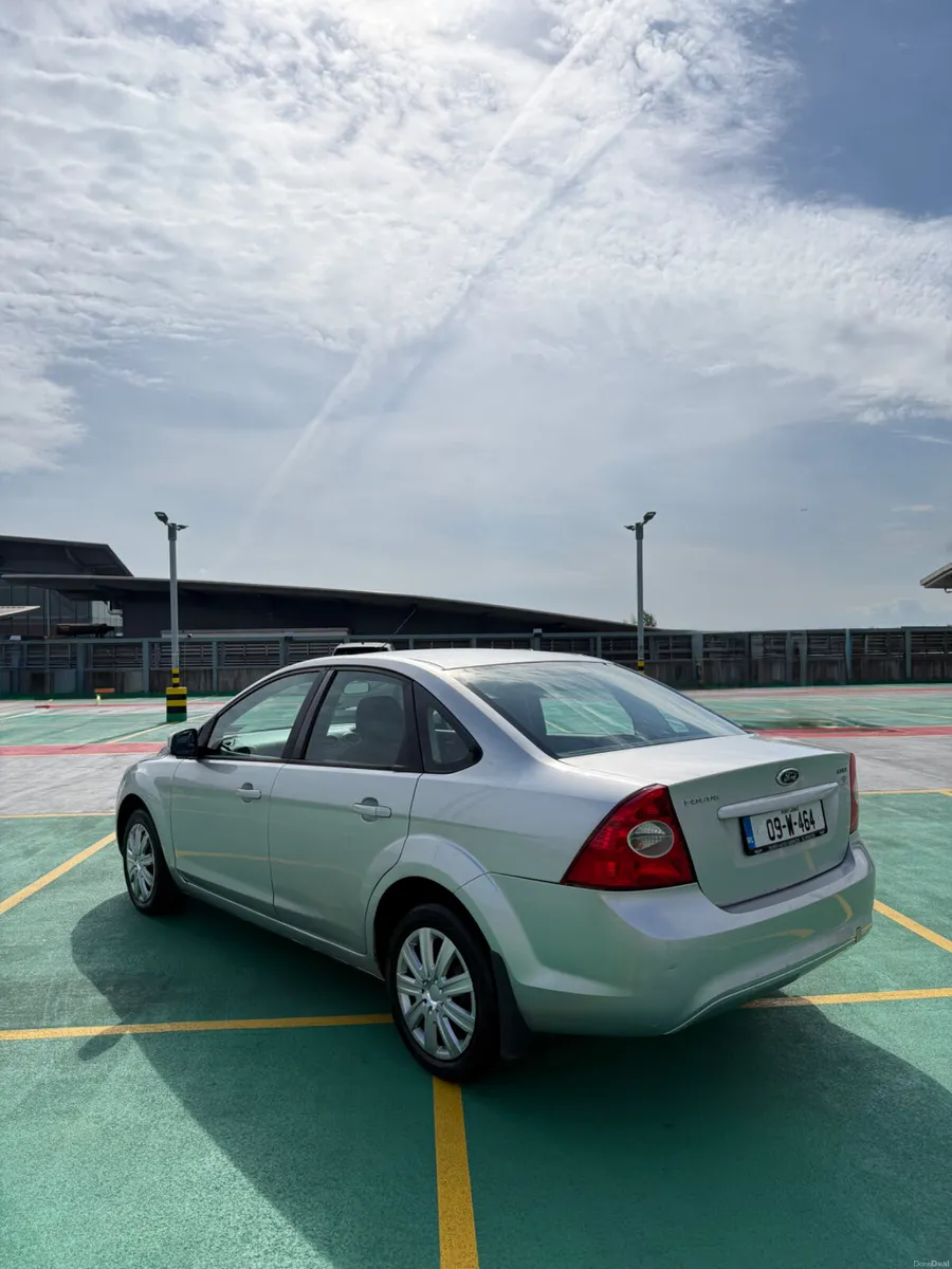 09 Ford Focus 1.4 Petrol - STYLE MODEL - Image 4