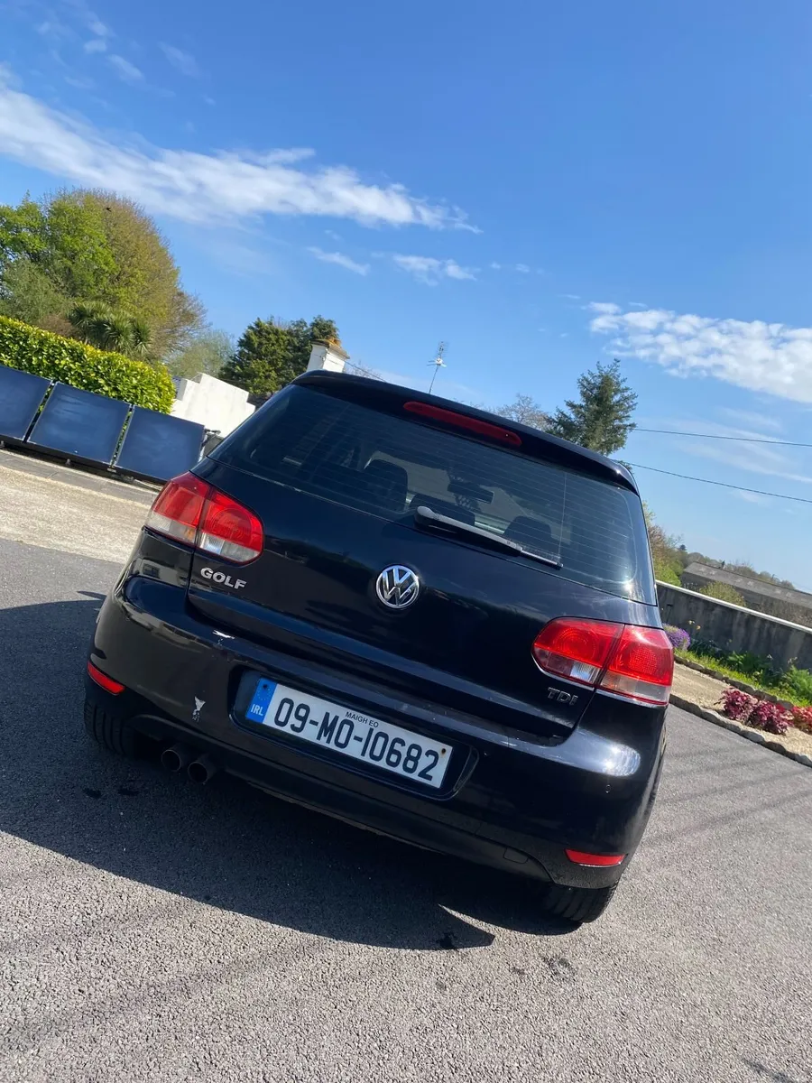 VOLKSWAGEN GOLF 2.0 TDI SE 110PS 5DR GT BLUEMOTION - Image 3