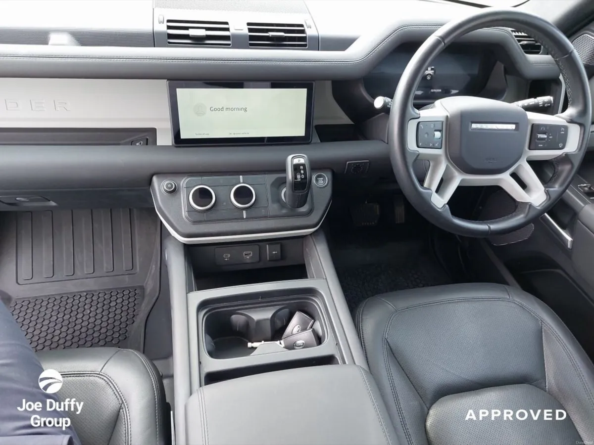 Land Rover Defender *SOLD* 110 3.0D HARD TOP S - Image 4