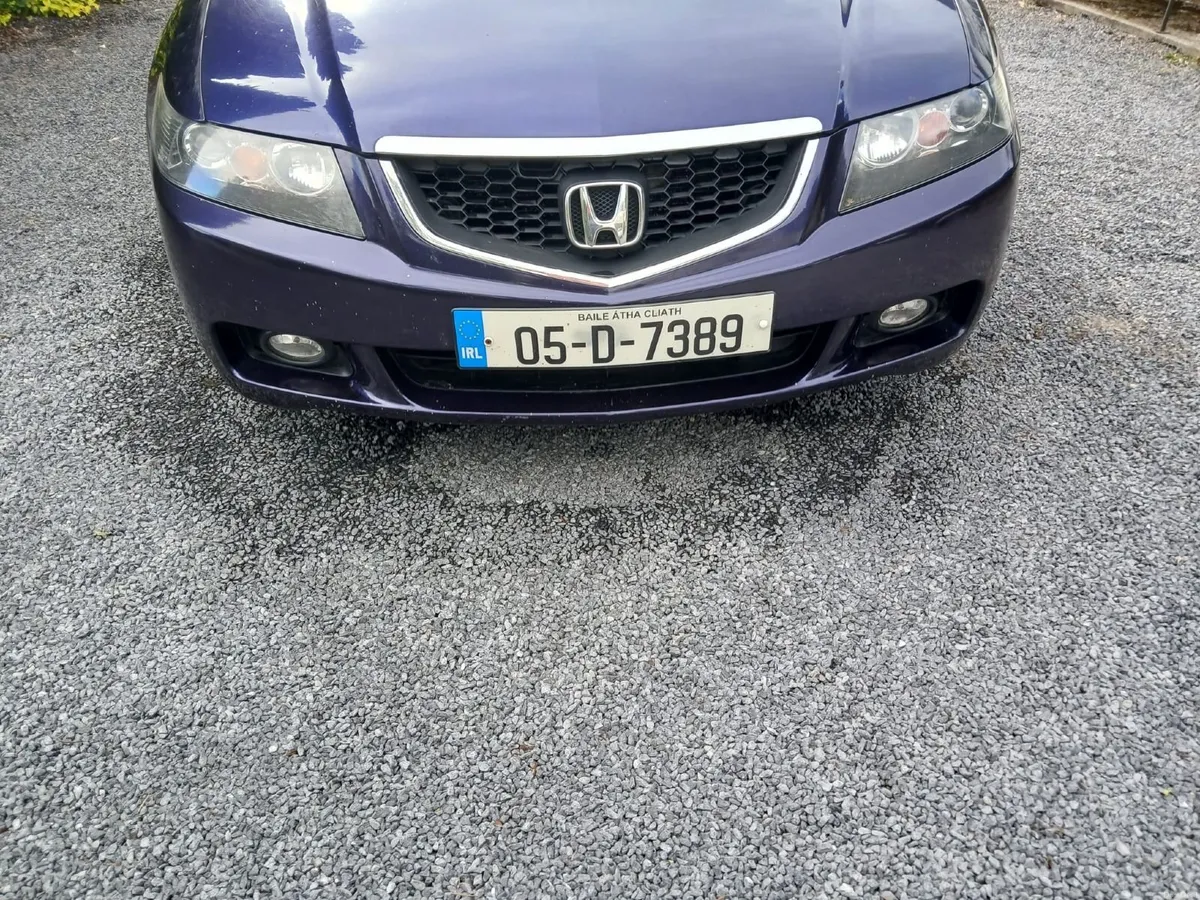 Honda Accord 2005 - Image 2