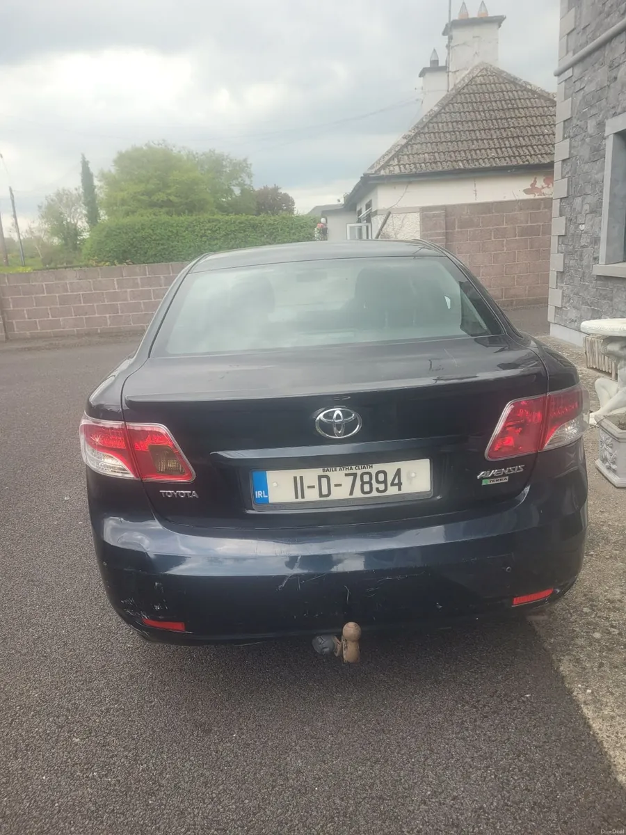 Toyota Avensis 2011 - Image 3