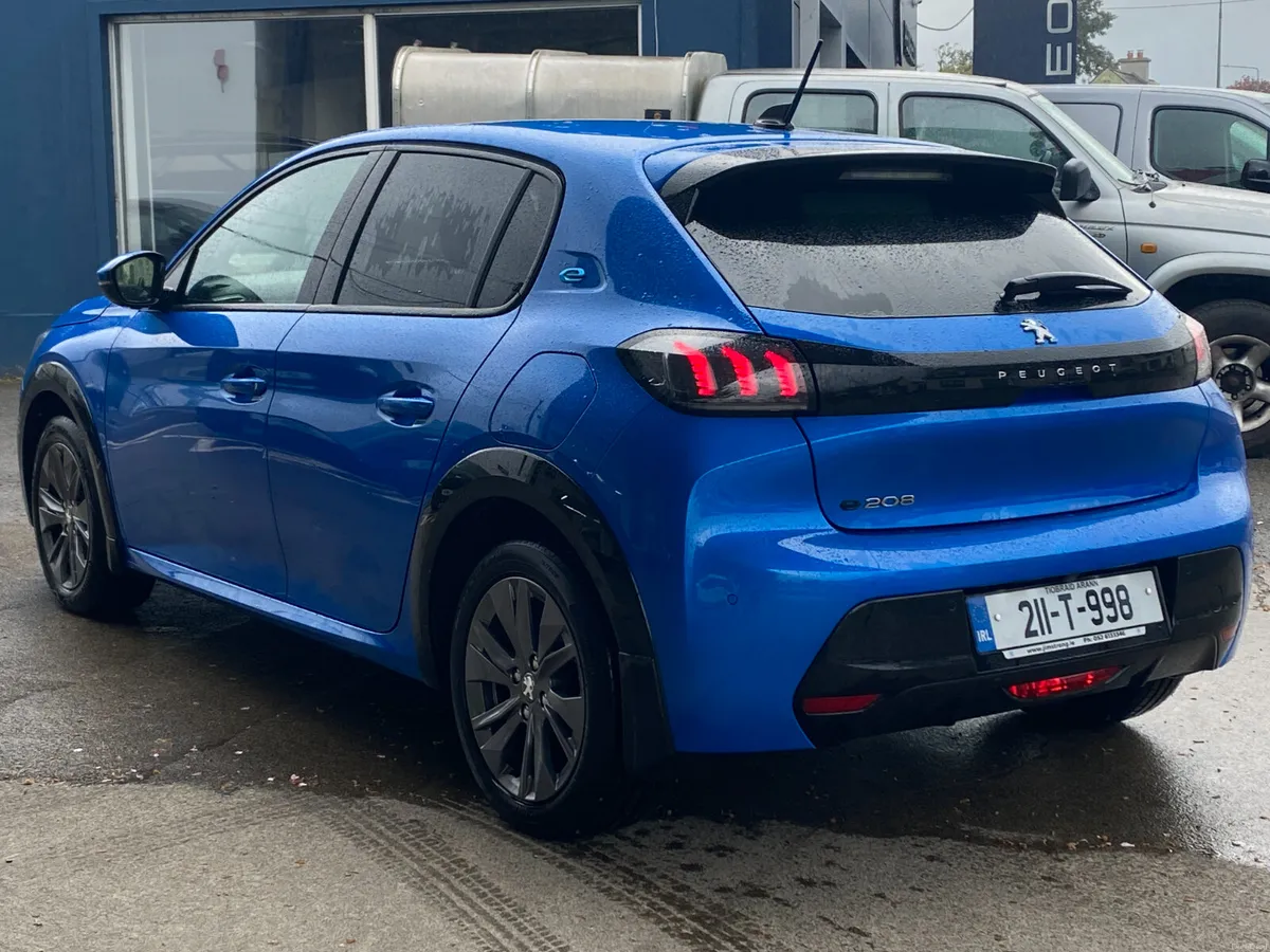 Peugeot 208 E Allure 50KWh - Image 3