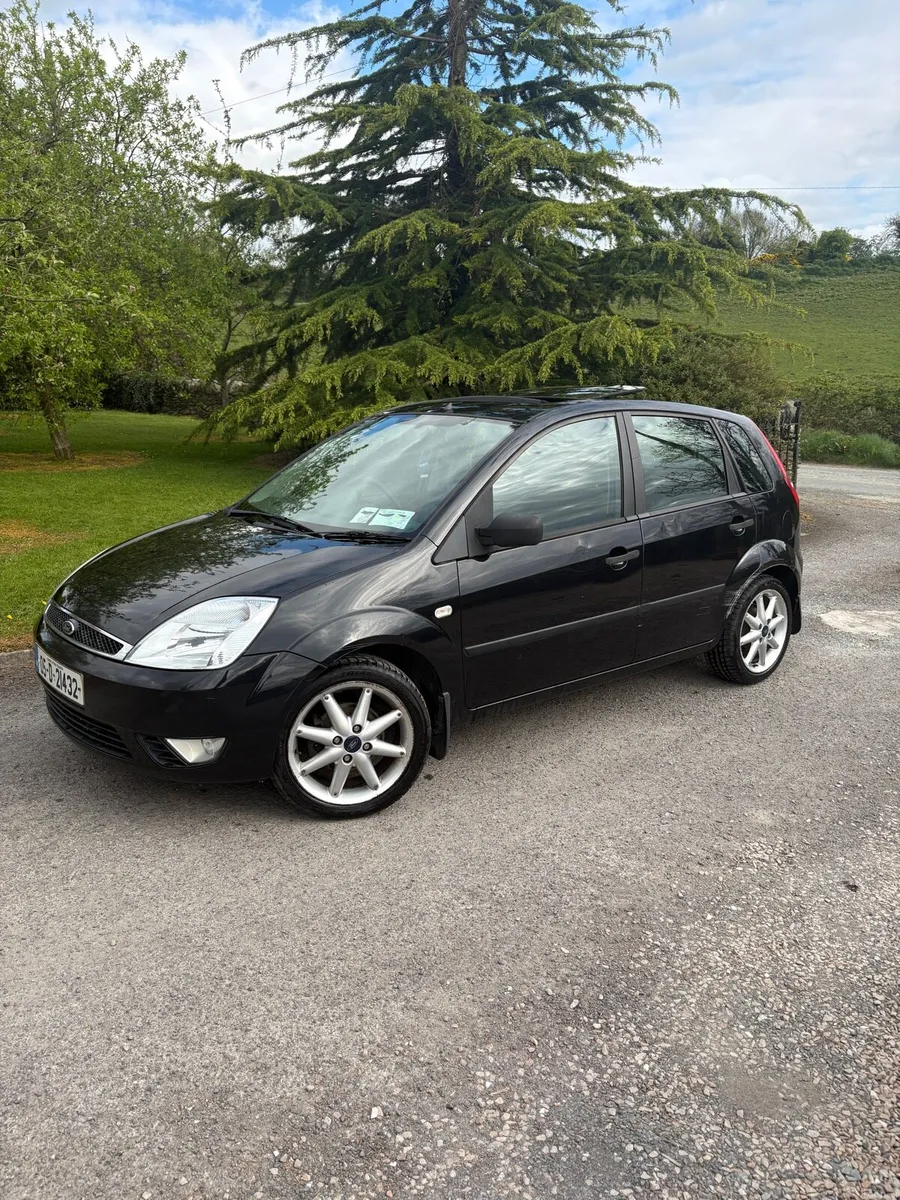 Ford Fiesta Zetec - Image 1