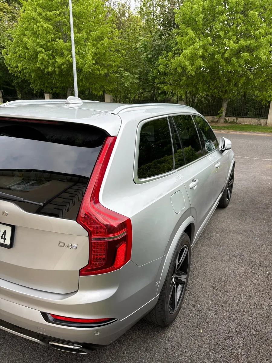 Volvo XC90 R Design - Image 3