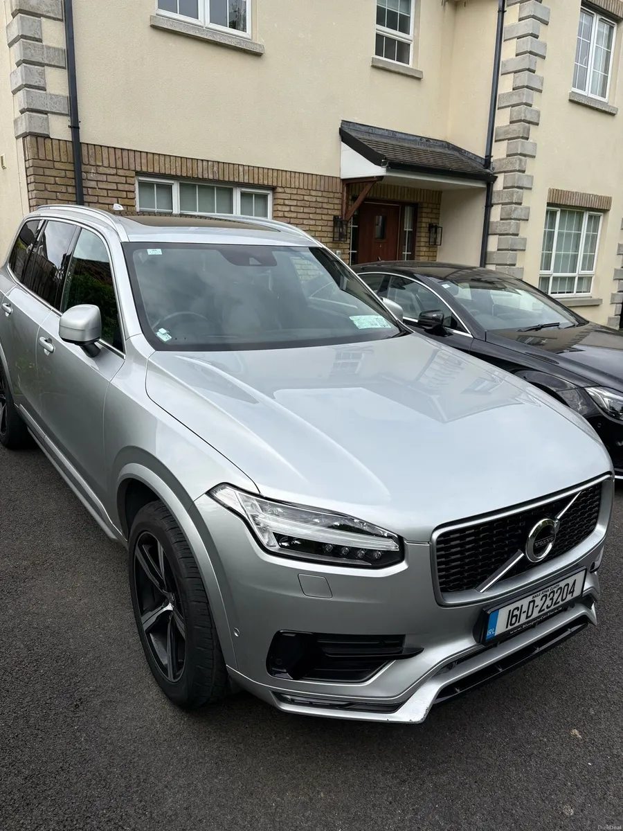 Volvo XC90 R Design - Image 4