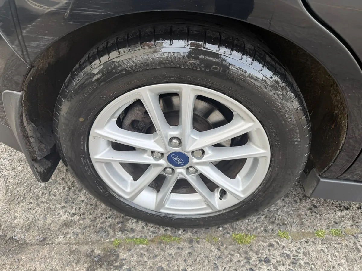 Ford C-Max 2017 Automatic - Image 4