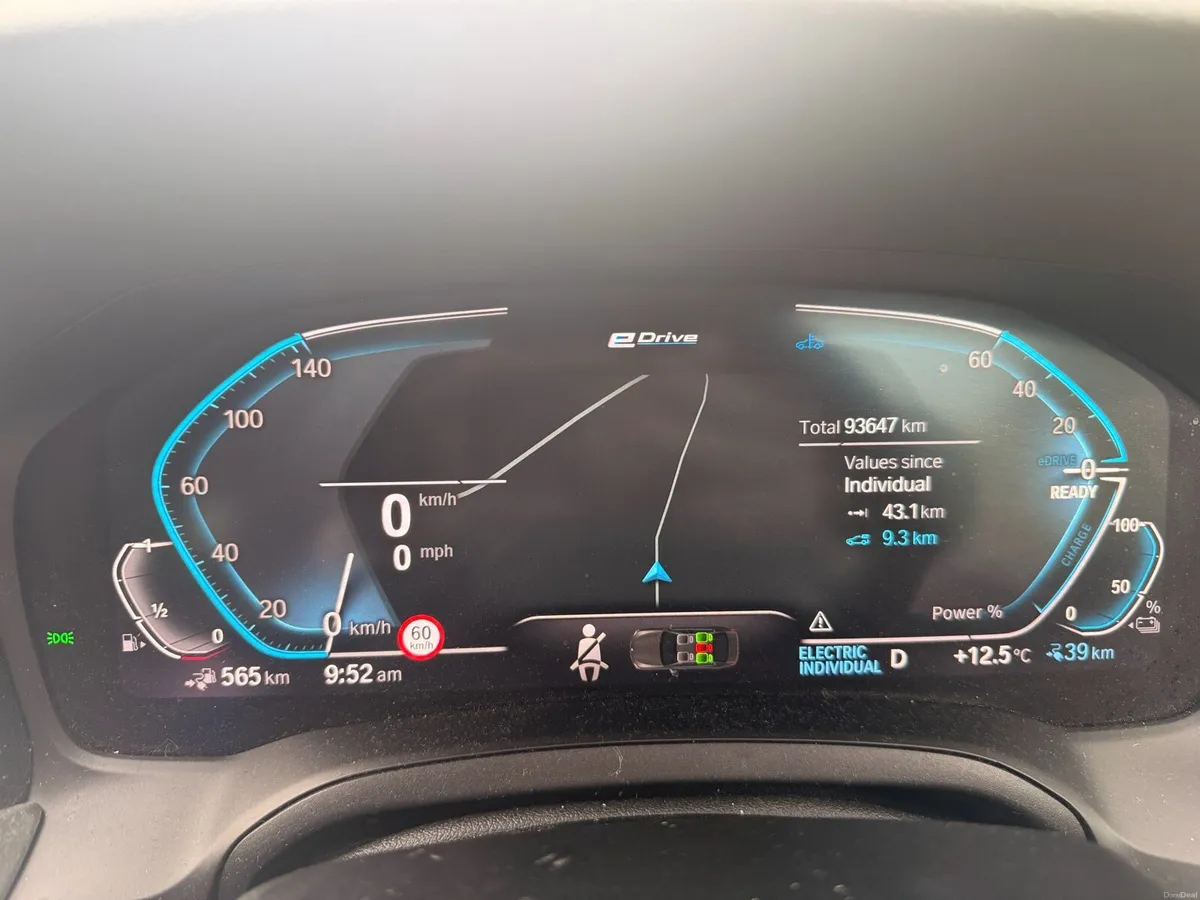 BMW 330E SE Pro - Image 4