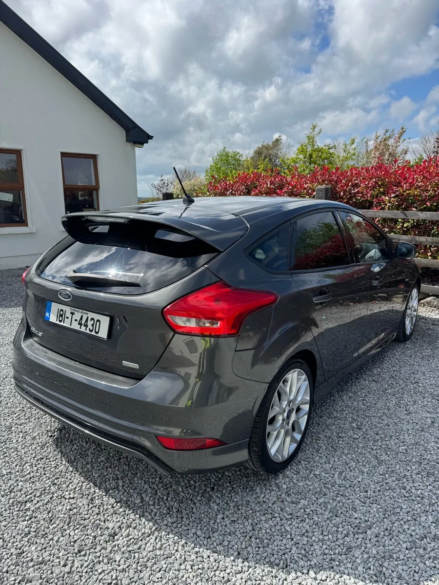 Ford focus 140 ST-Line 1.0 - Image 4