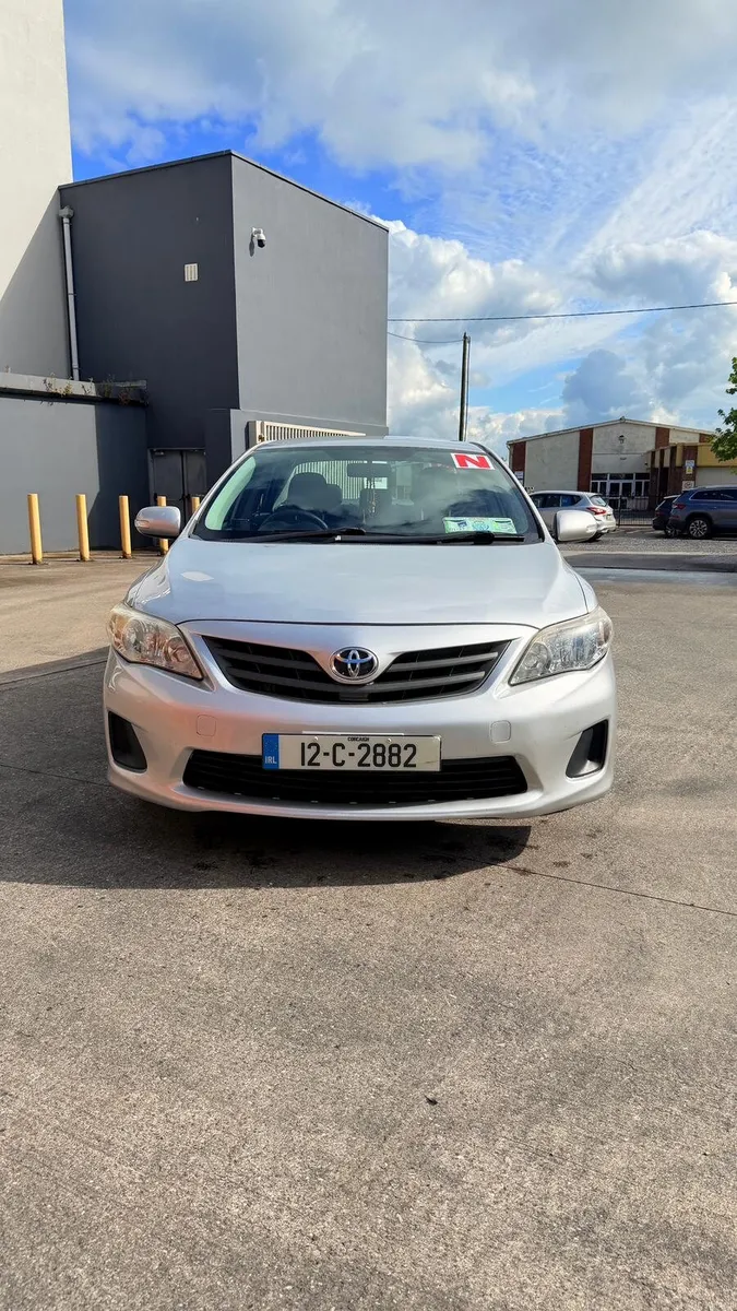Toyota corolla - Image 2