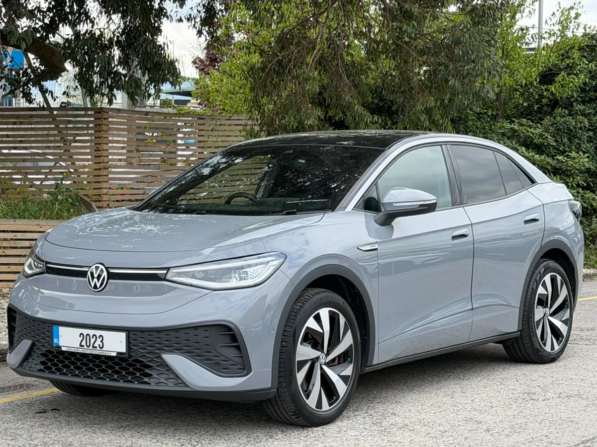 2023 Volkswagen ID.5..PRO 77KWH..PAN ROOF..2 KEYS - Image 1