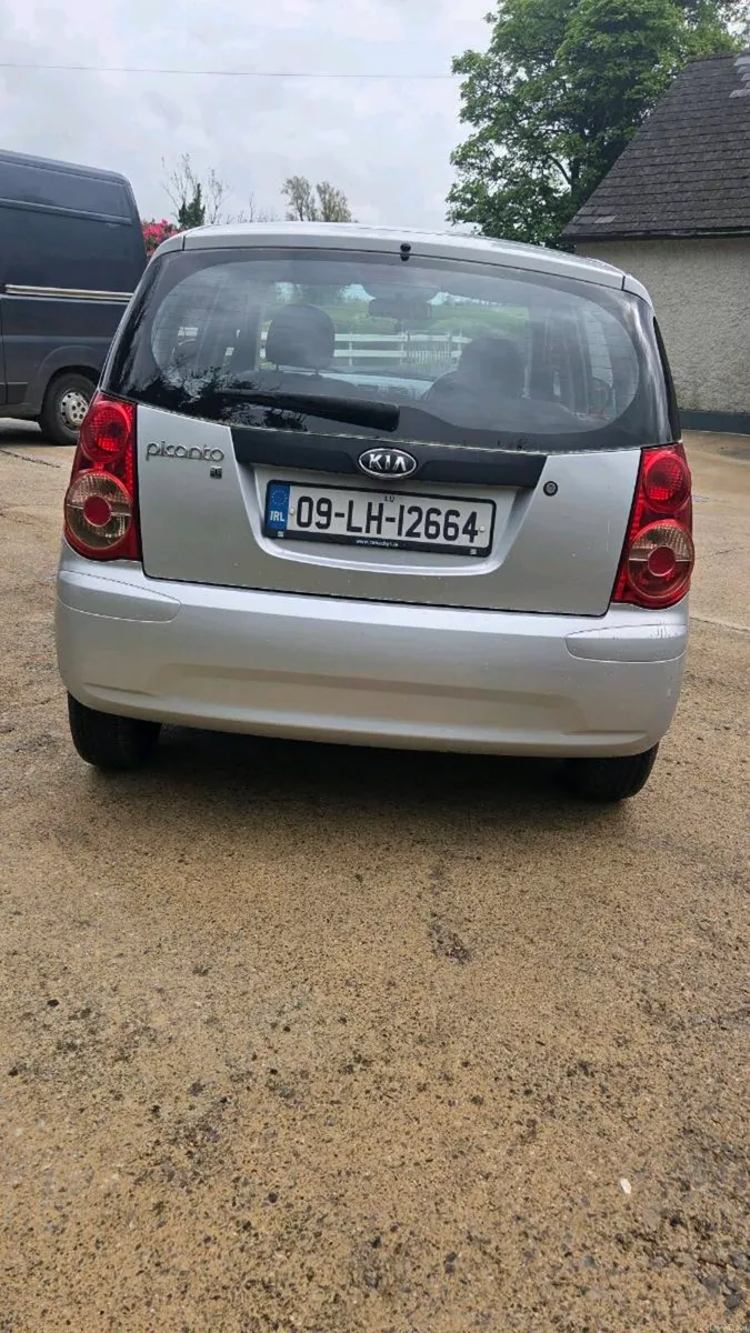 Kia PICANTO - Image 4