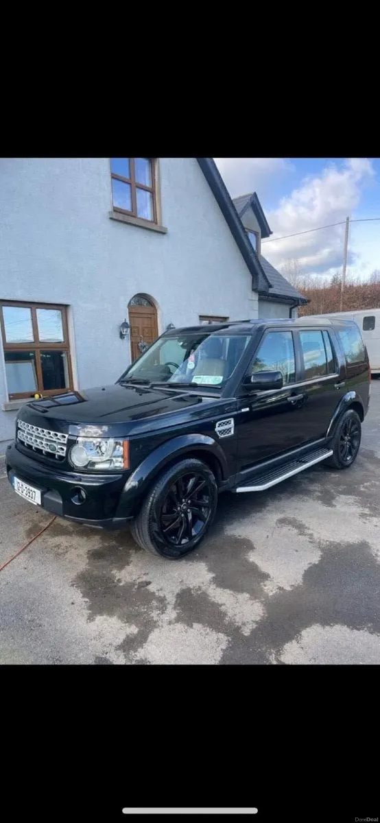 Land Rover Discovery 2012 - Image 1