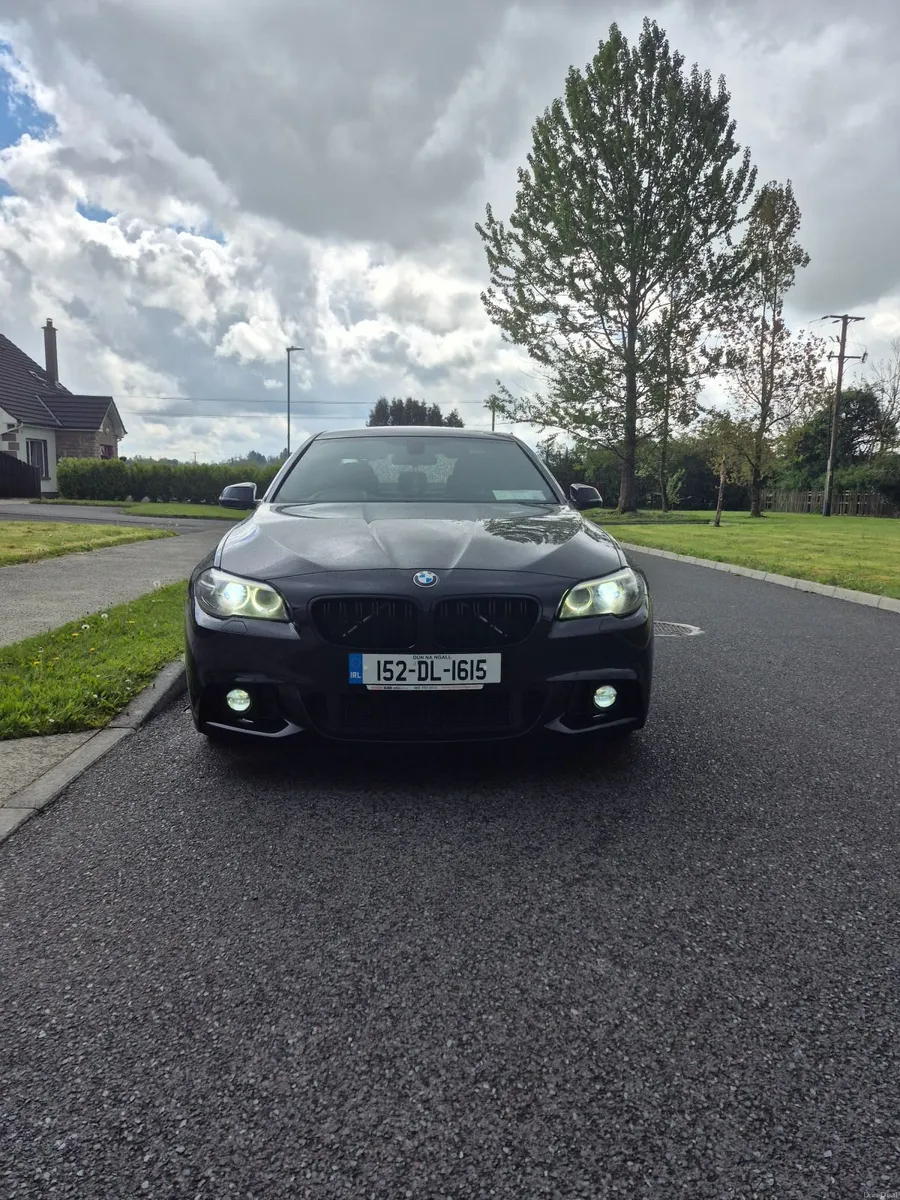 BMW 5-Series 2015 - Image 1