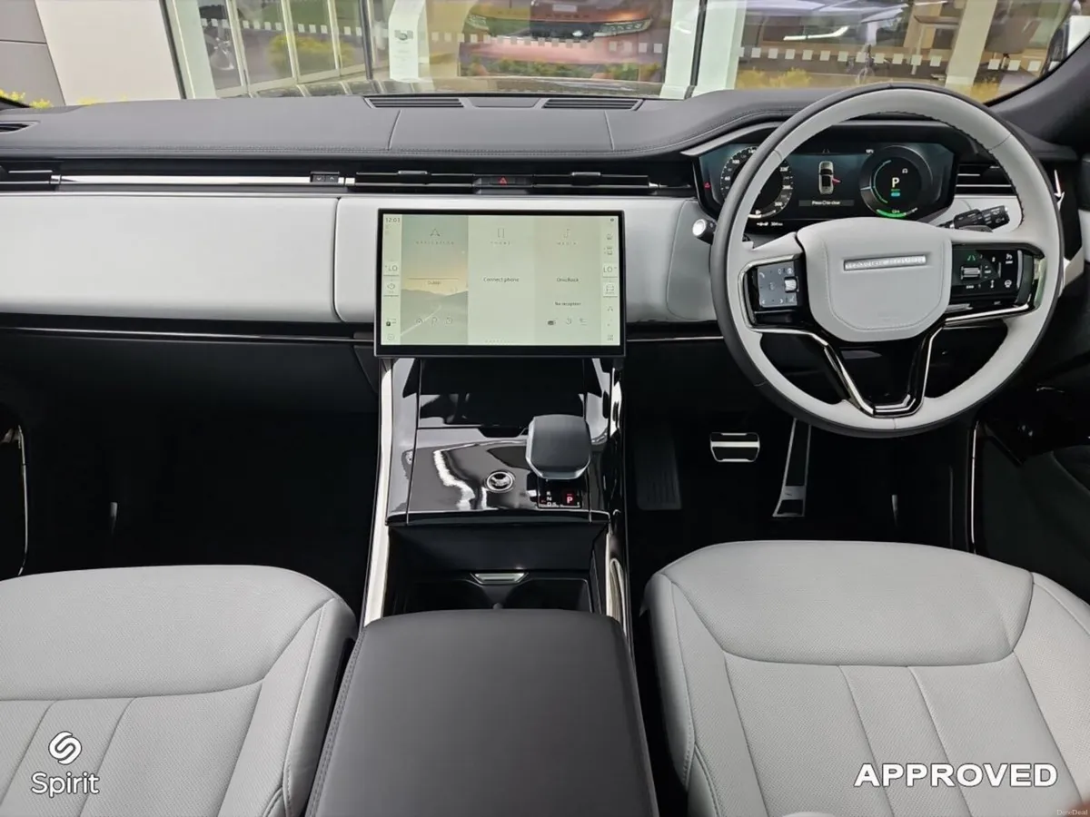 Land Rover Range Rover Sport 3.0 PHEV 460PS SE Dyn - Image 4